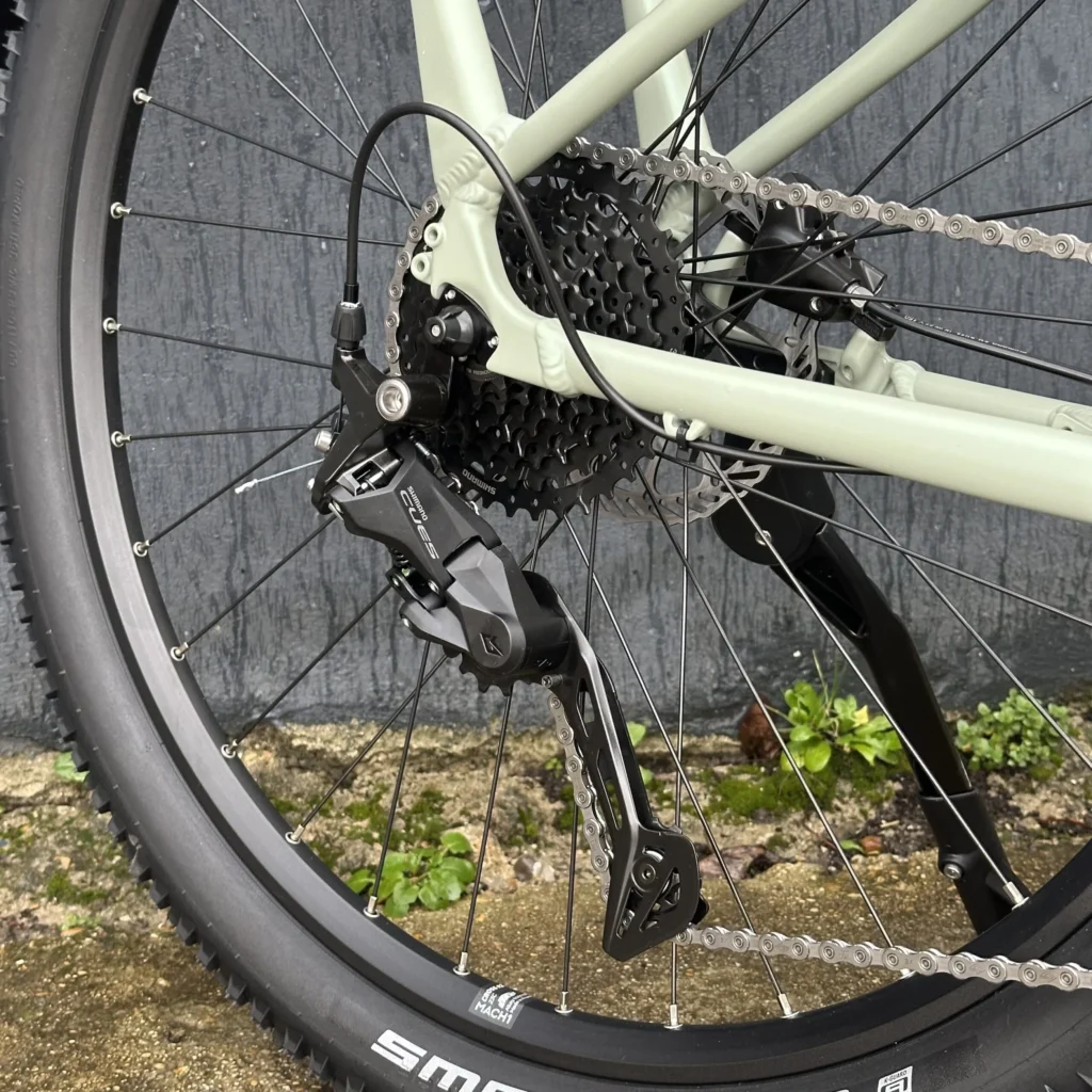 Transmission Shimano CUES sur un vélo SUNN Start Allroad